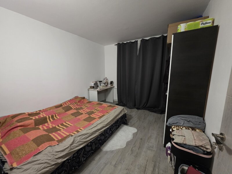 Nicolae Grigorescu, chiar la metrou, 5 minute  parc IOR, pe Camil Ressu