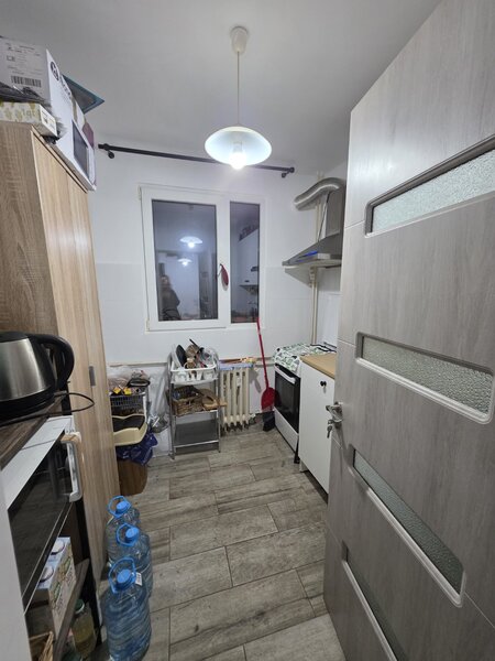 Nicolae Grigorescu, chiar la metrou, 5 minute  parc IOR, pe Camil Ressu